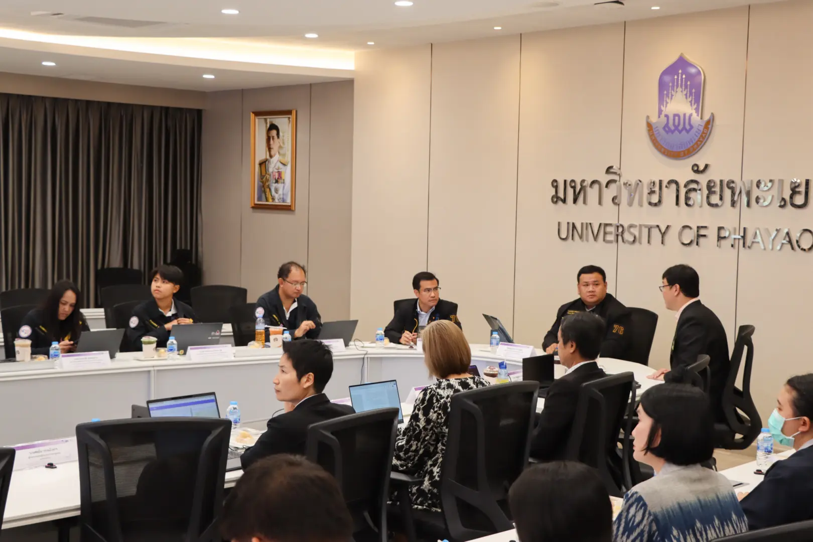 มหาวิทยาลัยพะเยา ร่วมรับฟังคำแนะนำจาก สำนักงานคณะกรรมการคุ้มครองข้อมูลส่วนบุคคล และ สำนักงานคณะกรรมการการรักษาความมั่นคงปลอดภัยไซเบอร์แห่งชาติ ในการป้องกันการละเมิดข้อมูลส่วนบุคคลจากภัยคุกคามทางไซเบอร์