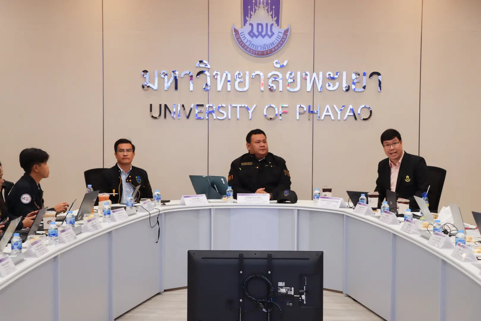 มหาวิทยาลัยพะเยา ร่วมรับฟังคำแนะนำจาก สำนักงานคณะกรรมการคุ้มครองข้อมูลส่วนบุคคล และ สำนักงานคณะกรรมการการรักษาความมั่นคงปลอดภัยไซเบอร์แห่งชาติ ในการป้องกันการละเมิดข้อมูลส่วนบุคคลจากภัยคุกคามทางไซเบอร์