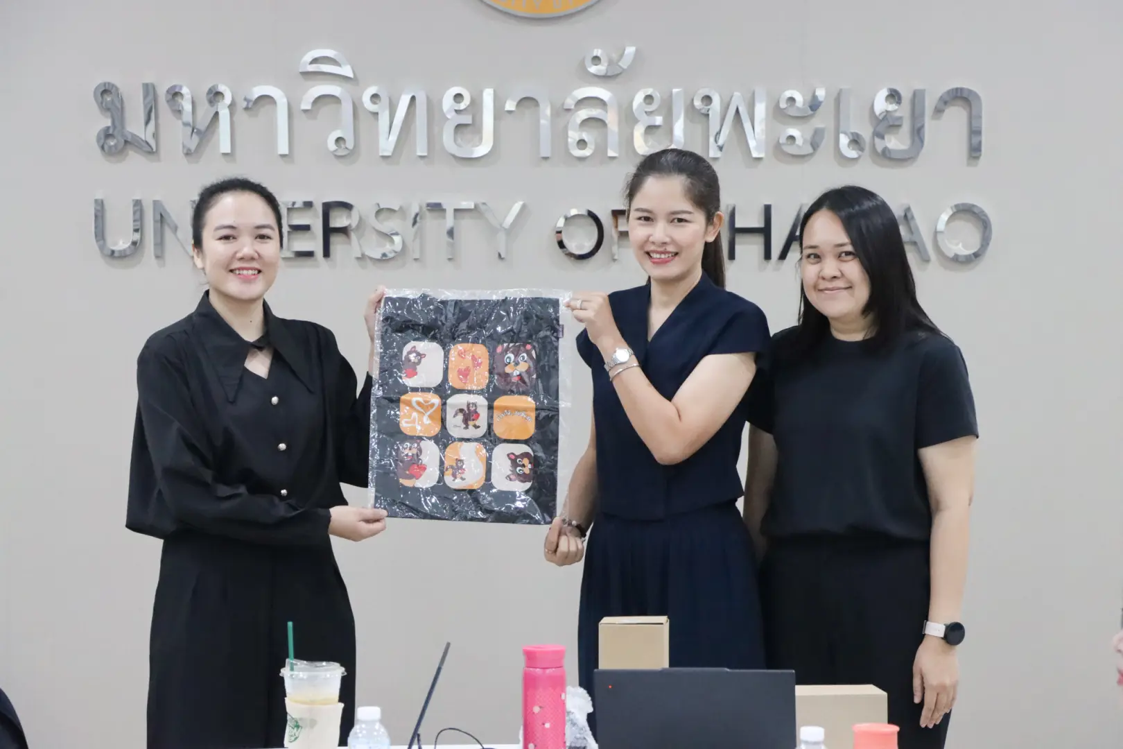ศูนย์รักษาความมั่นคงปลอดภัยไซเบอร์ มหาวิทยาลัยพะเยา ร่วมถ่ายทอดความรู้ด้านการคุ้มครองข้อมูลส่วนบุคคล เสริมสร้างความตระหนักรู้ด้านความปลอดภัยไซเบอร์แก่บุคลากรกองแผนงาน