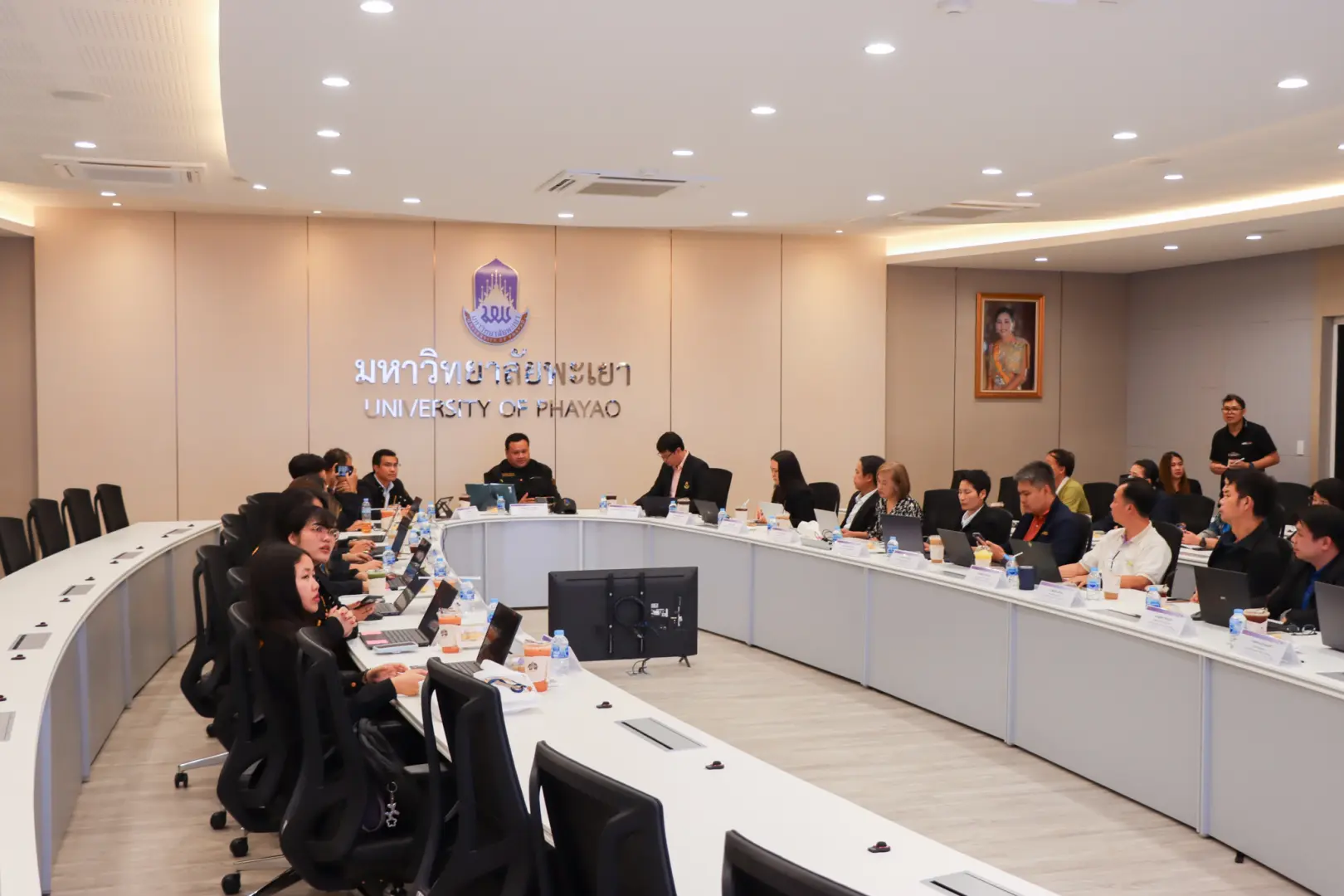 มหาวิทยาลัยพะเยา ร่วมรับฟังคำแนะนำจาก สำนักงานคณะกรรมการคุ้มครองข้อมูลส่วนบุคคล และ สำนักงานคณะกรรมการการรักษาความมั่นคงปลอดภัยไซเบอร์แห่งชาติ ในการป้องกันการละเมิดข้อมูลส่วนบุคคลจากภัยคุกคามทางไซเบอร์